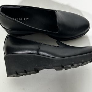 Vionic Willa Wedge Shoes Size 8.5 US 39 EU Black Leather Comfort Loafer Slip On